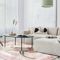 Tappeto Indoor Tulipano posizionato in un salotto moderno, morbido e antiscivolo, ideale per famiglie con bambini e animali.
